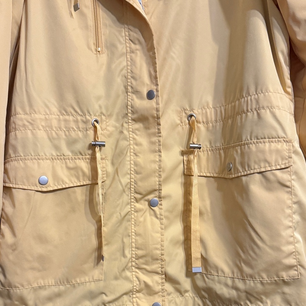 Yellow Women's Jacket with Leopard Lining size XL - Picture 3 of 6